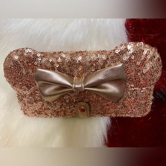 Loungefly x Disney Sequin Wallet Rose Gold Minnie Mouse Phone Case & Card Holder - Picture 14 of 17